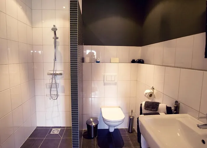 Oranje Hoeve فندق مبيت وإفطار *